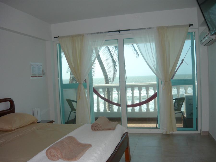Hotel Emblema Playa Manzanillo Exterior photo